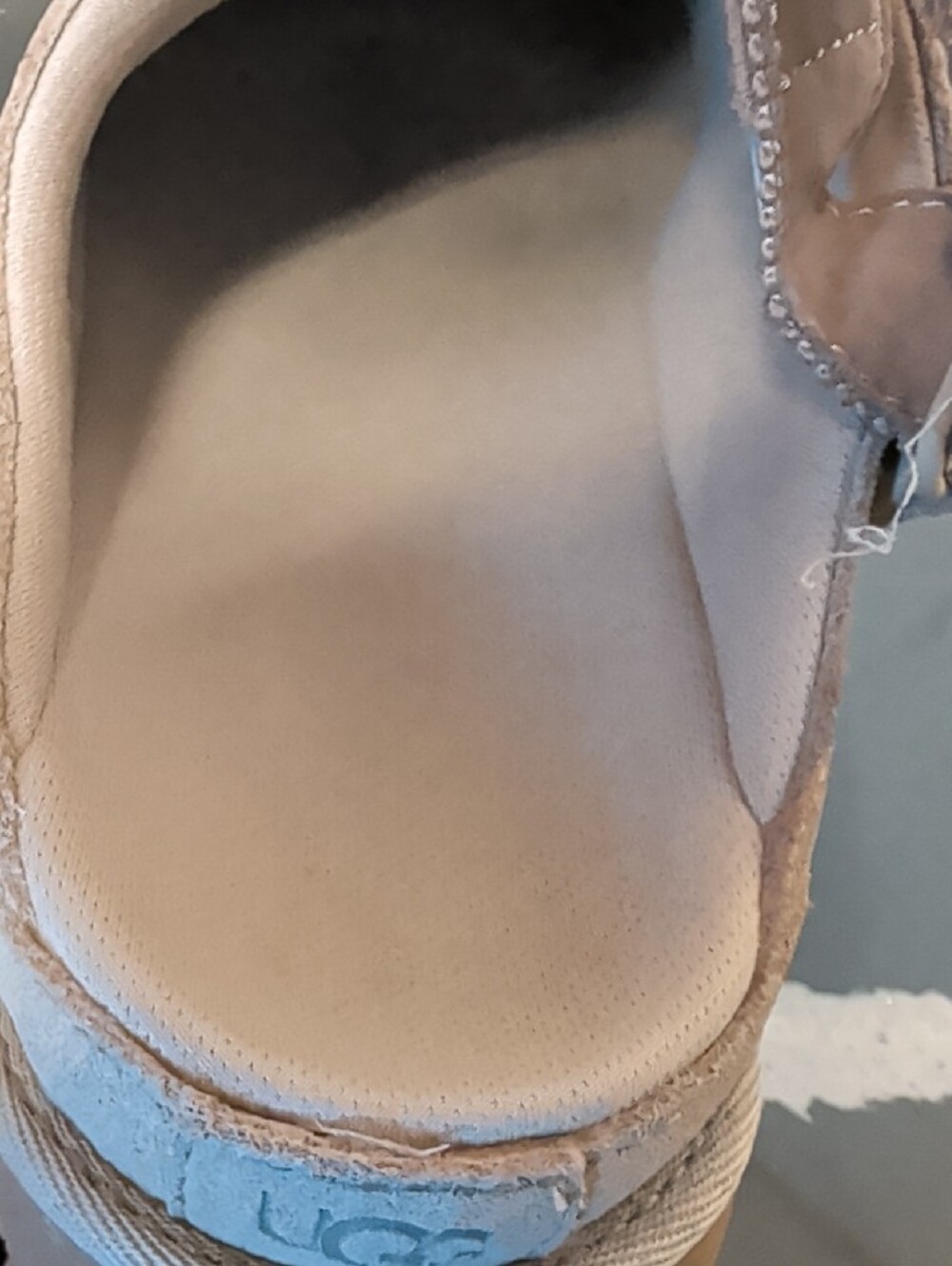 UGG Goldenstar UGGbraid Clog Chestnut  Slip-Ons Size 8 Used Great - Picture 11 of 13